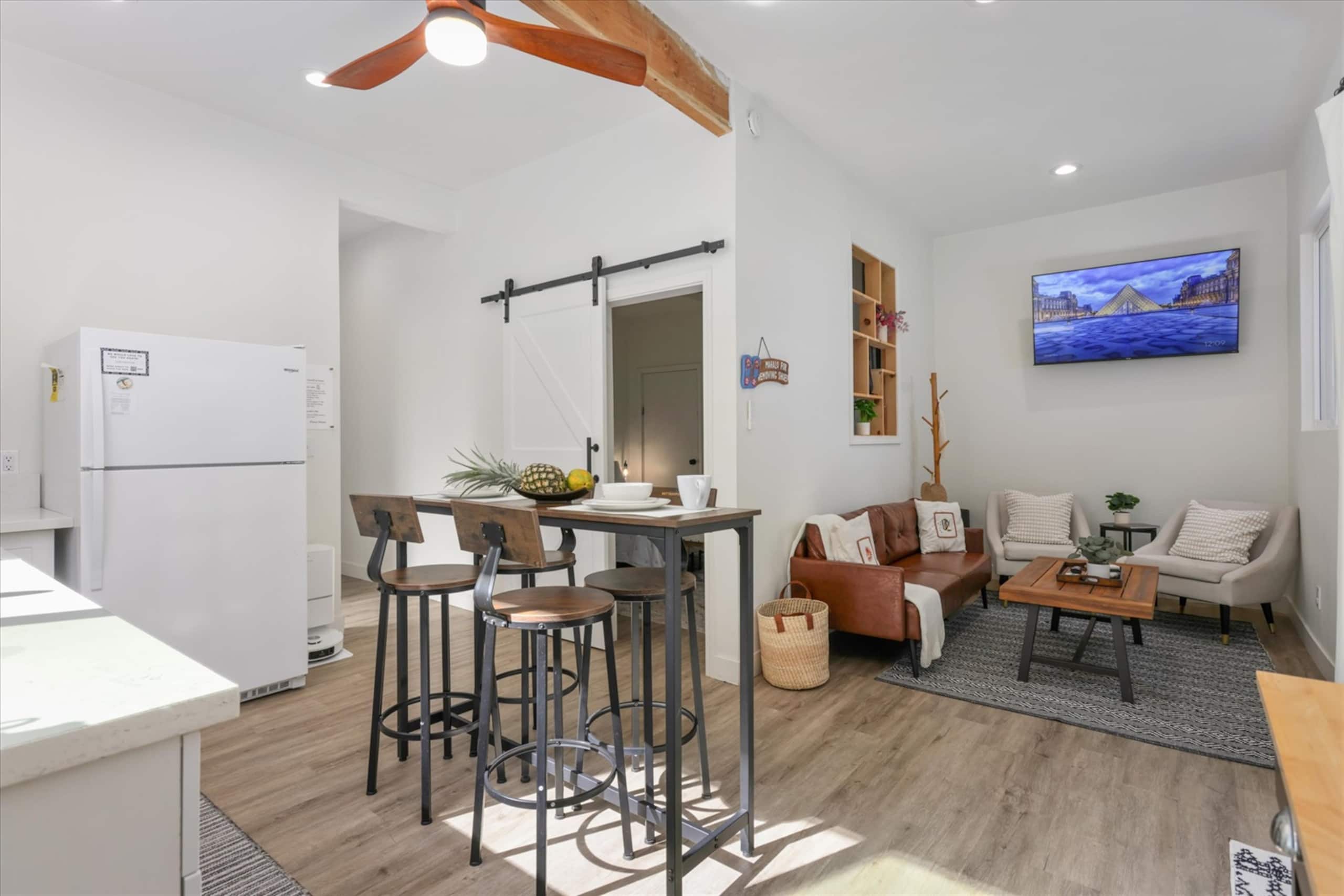 Guesthouse in Kailua-Kona · ★4.81 · 2 bedrooms · 3 beds · 1 private bath - Image 7