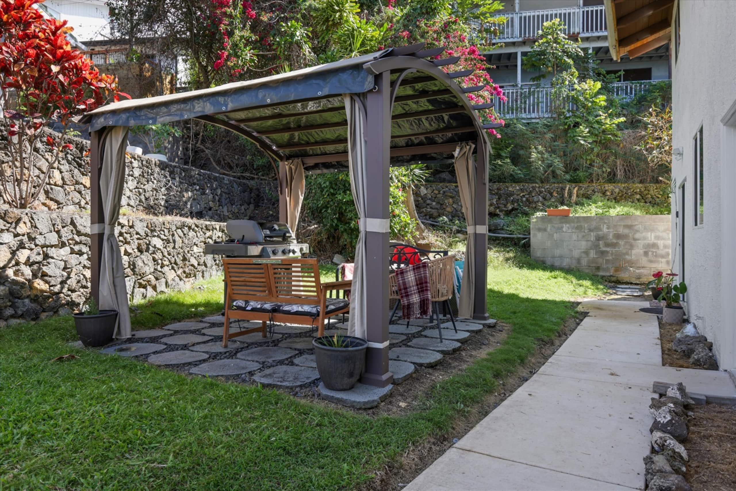 Guesthouse in Kailua-Kona · ★4.81 · 2 bedrooms · 3 beds · 1 private bath - Image 4