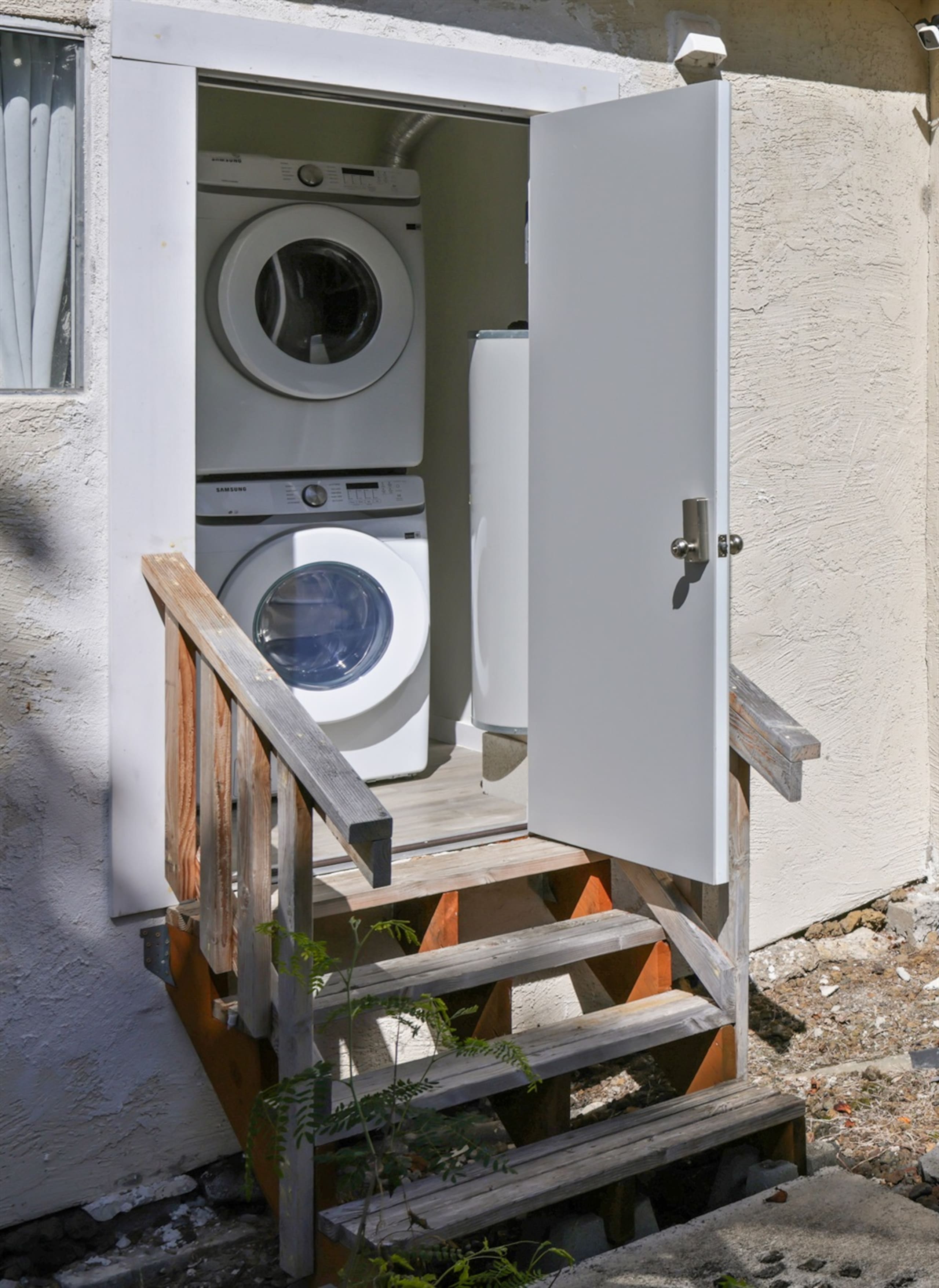 Guesthouse in Kailua-Kona · ★4.81 · 2 bedrooms · 3 beds · 1 private bath - Image 15