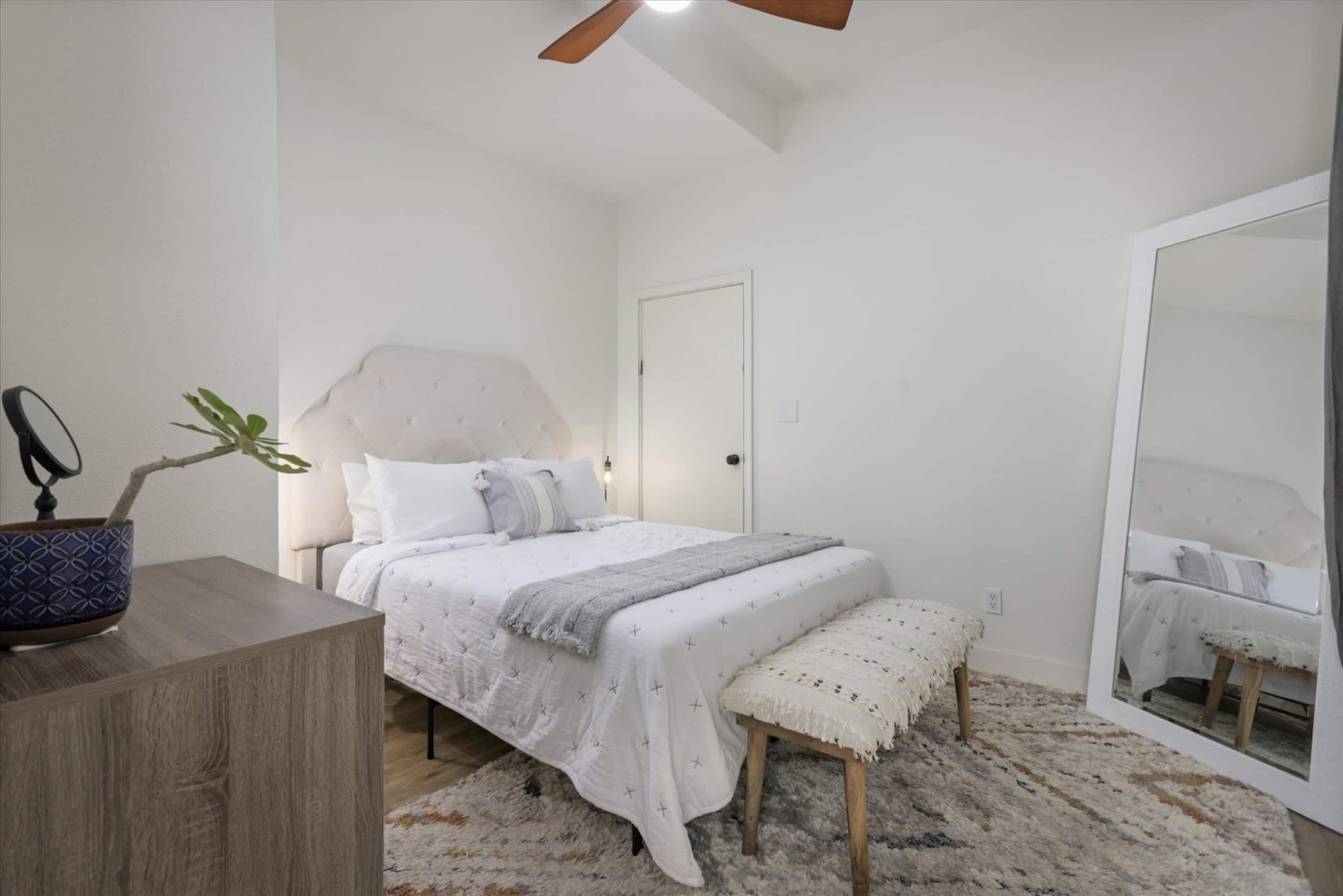 Guesthouse in Kailua-Kona · ★4.81 · 2 bedrooms · 3 beds · 1 private bath - Image 1