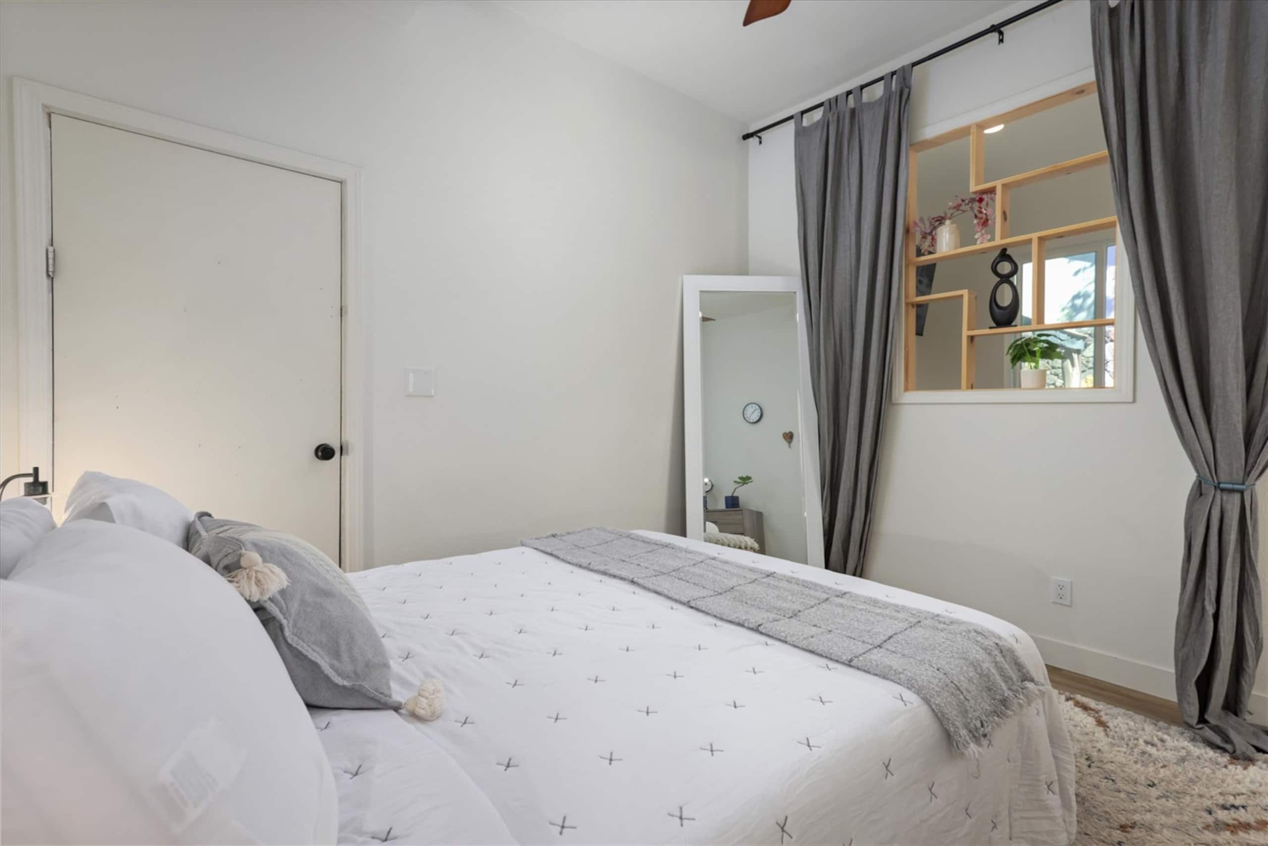 Guesthouse in Kailua-Kona · ★4.81 · 2 bedrooms · 3 beds · 1 private bath - Image 6