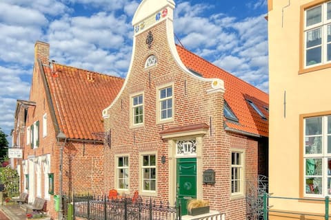 HafenKoje *anno 1792*, harbor location, 2 bedrooms