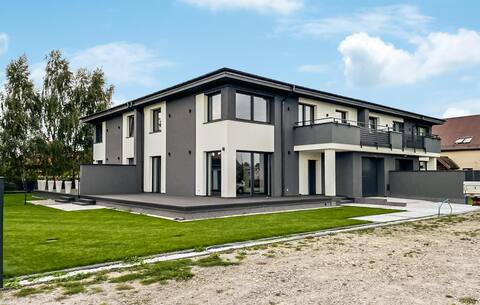 Nice home in Kamien Pomorski with kitchen