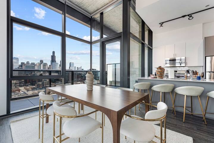 2 Designer 3BR Apts for Grp Stays + Top Amenities gallery image 3