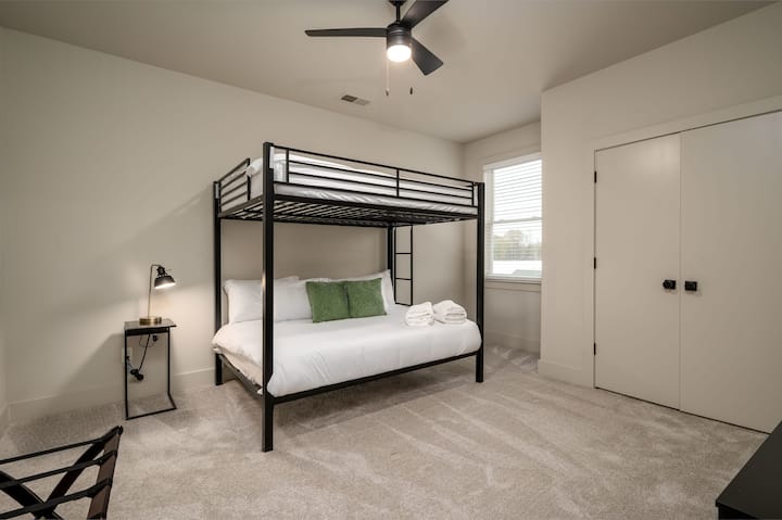 ห้องนอน 2 (2 เตียงใหญ่)