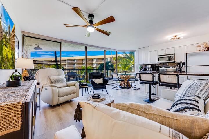 Gorgeous Modern & Sophisticated Remodeled Ocean Fr gallery image 2