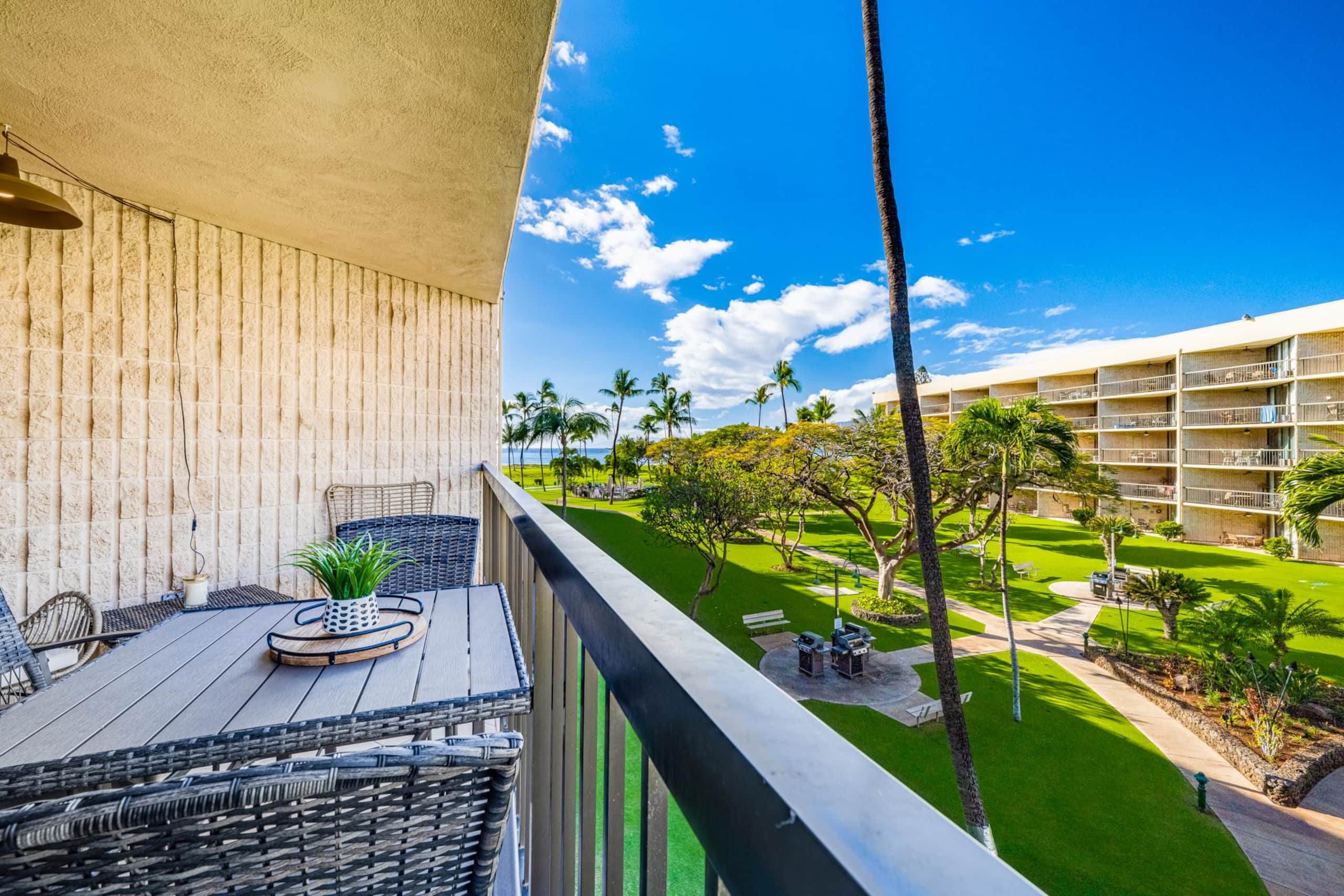 Condo in Kihei · ★4.75 · 2 bedrooms · 3 beds · 2 baths - Image 26