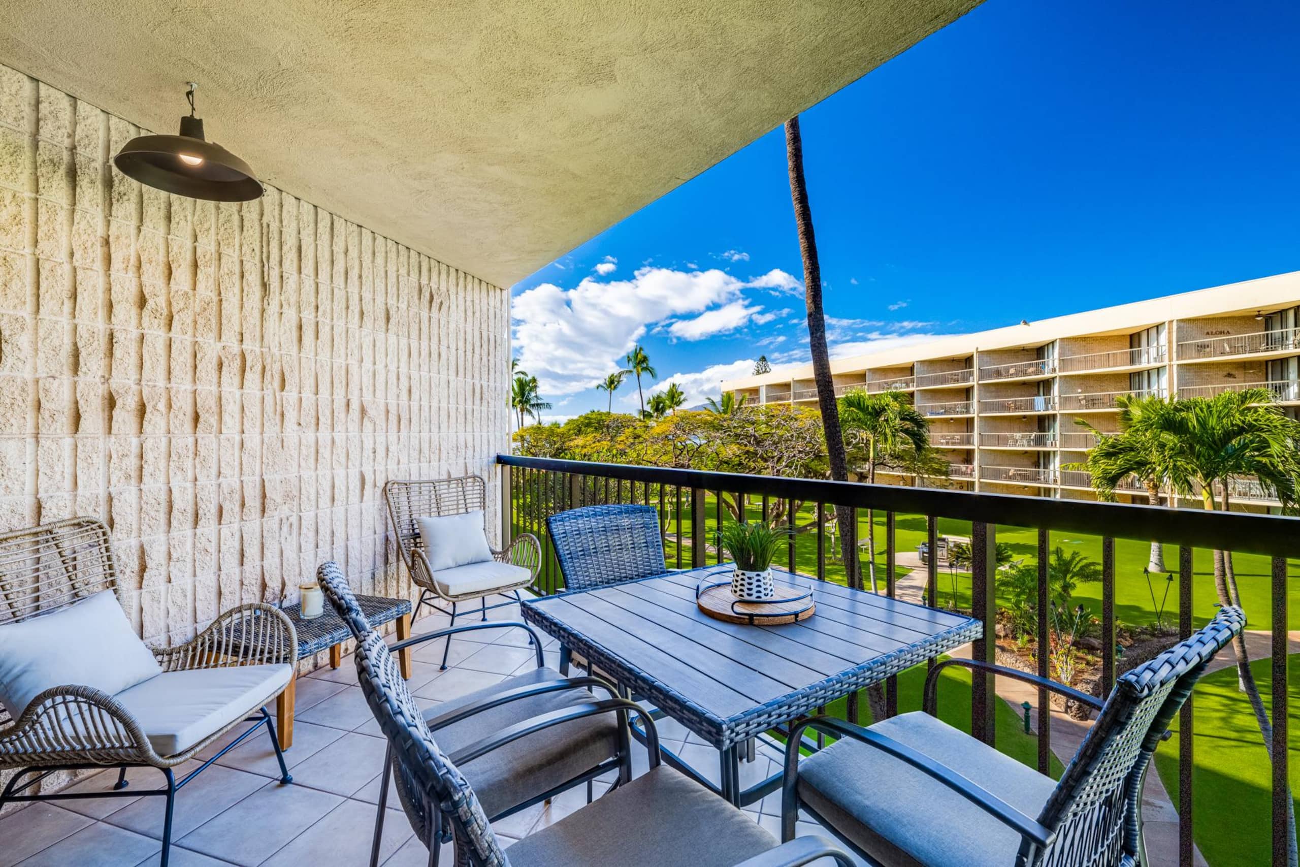 Condo in Kihei · ★4.75 · 2 bedrooms · 3 beds · 2 baths - Image 25