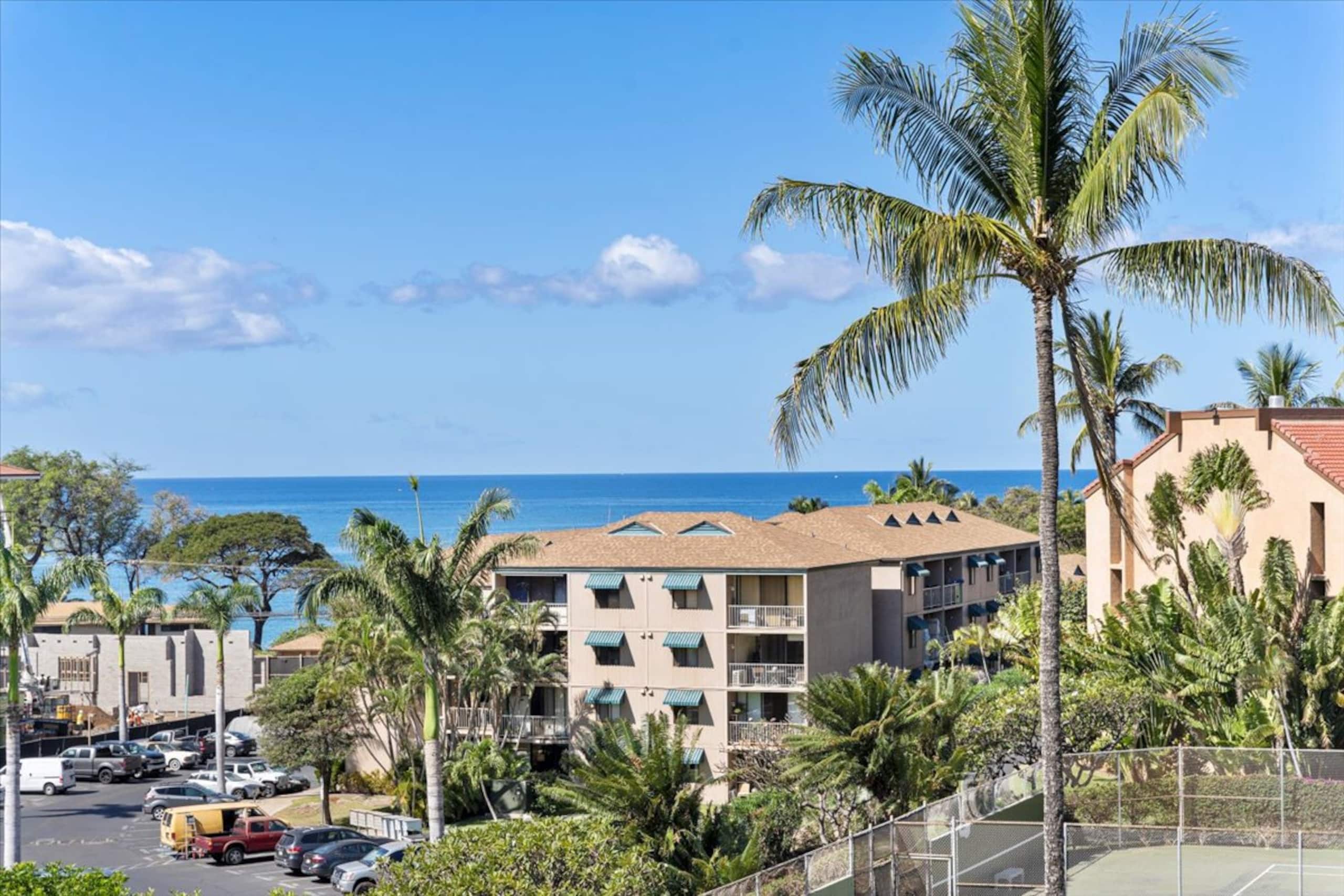 Condo in Kihei · ★4.7 · 2 bedrooms · 2 beds · 2 shared baths - Image 10
