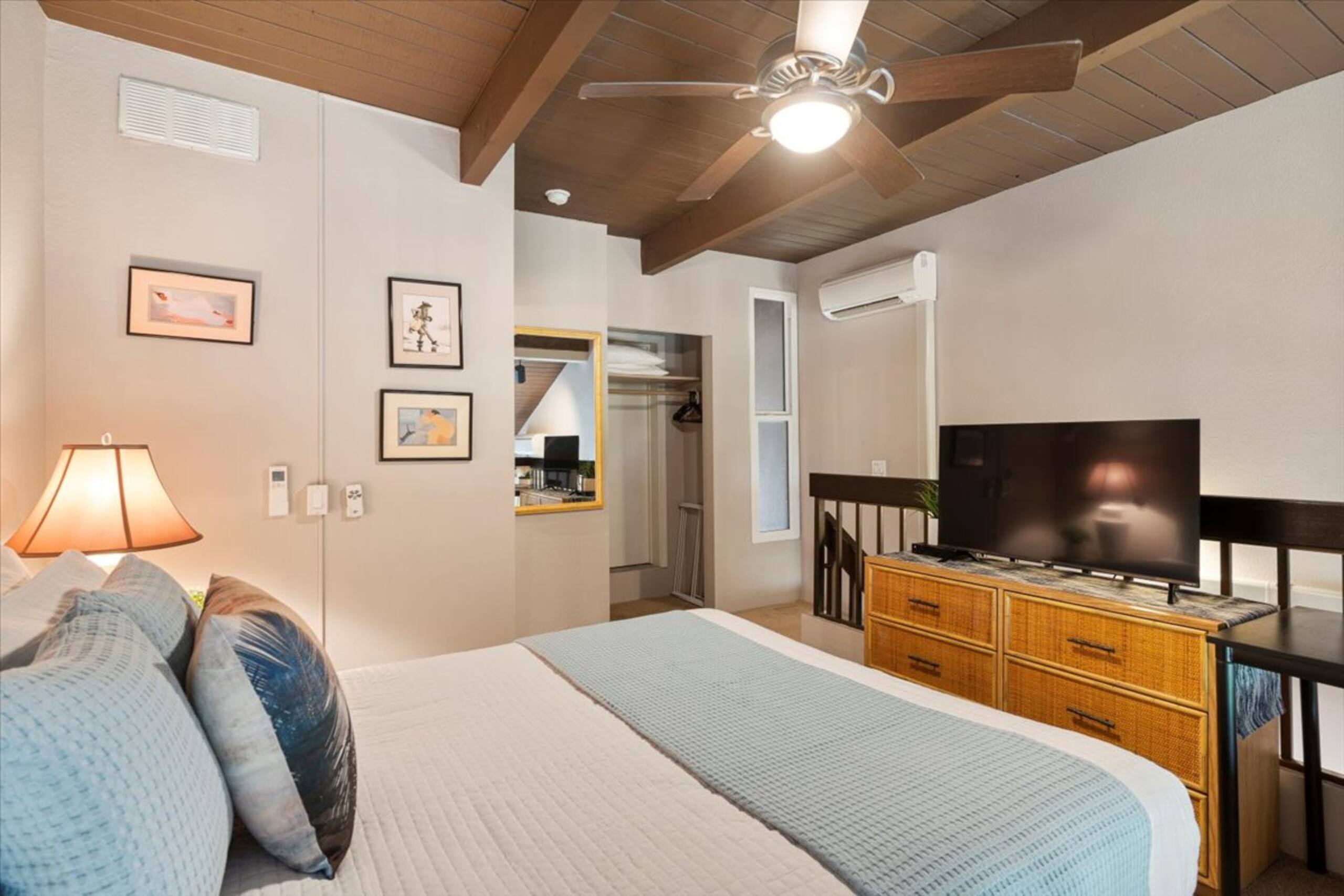 Condo in Kihei · ★4.7 · 2 bedrooms · 2 beds · 2 shared baths - Image 30