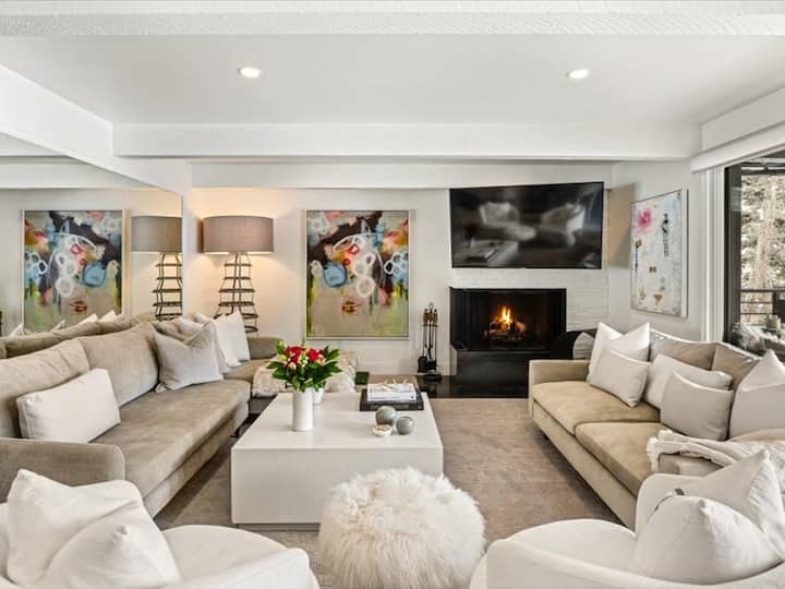 C. Roaring Fork 24 | Luxury Condo W/ River Views - Aspen