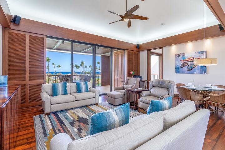 Oceanfront Penthouse Condo in Prime Location gallery image 2