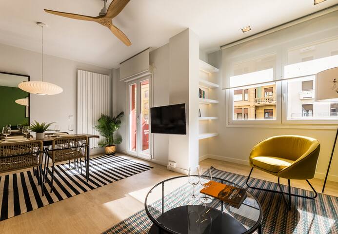 Sunrise Suite: 1 min from Beach gallery image 5