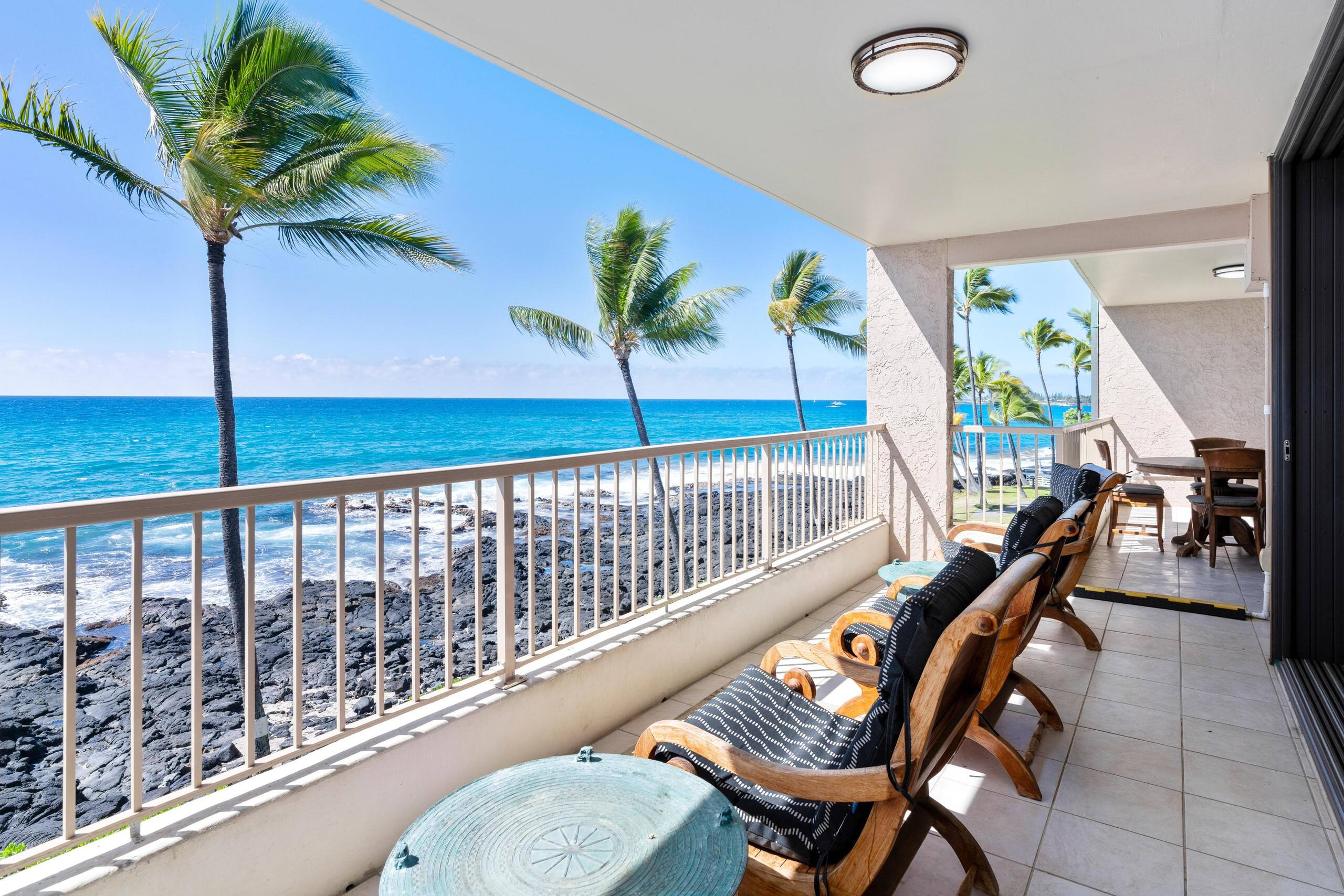 Condo in Kailua-Kona · ★4.67 · 3 bedrooms · 4 beds · 3 baths - Image 28