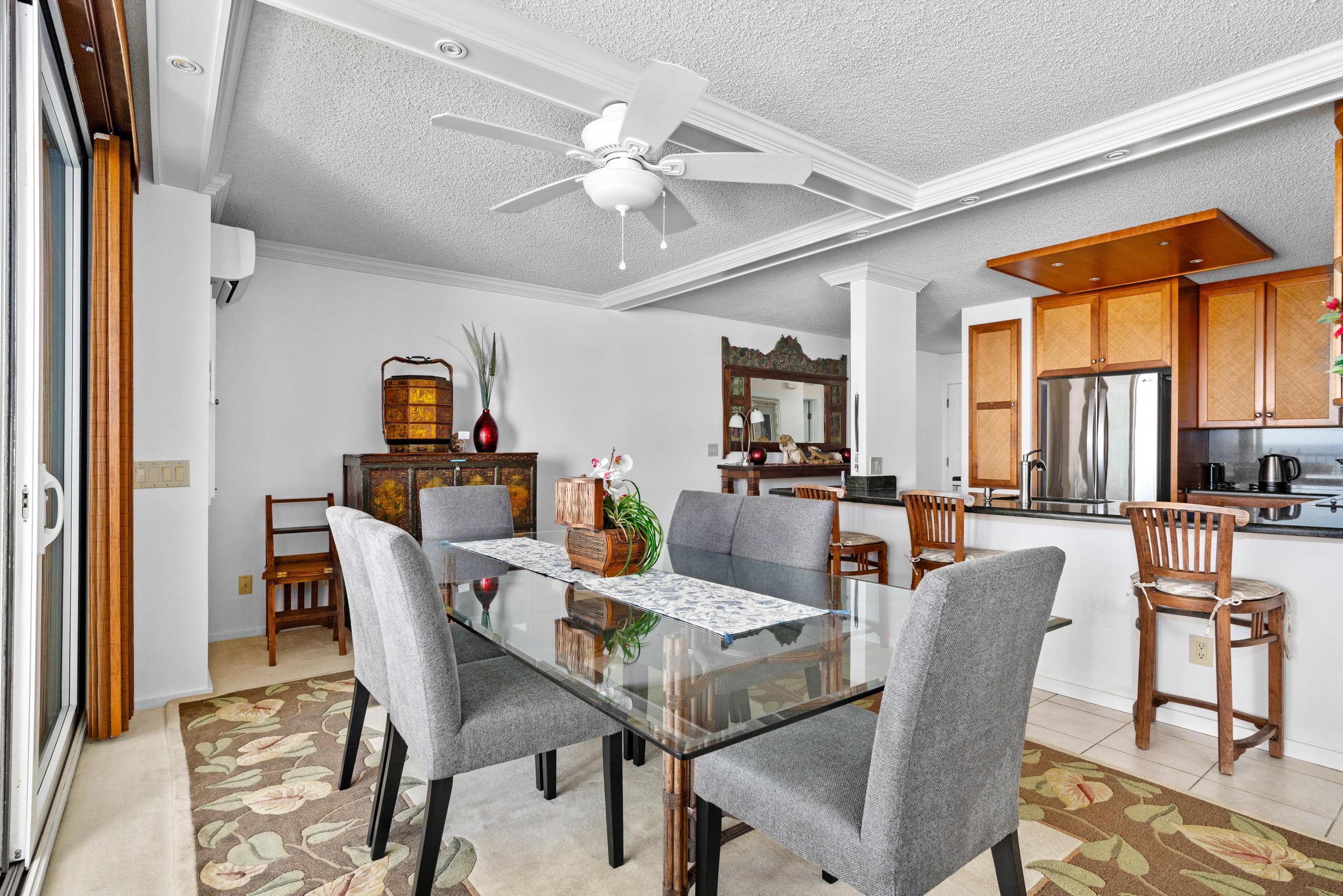 Condo in Kailua-Kona · ★4.67 · 3 bedrooms · 4 beds · 3 baths - Image 8
