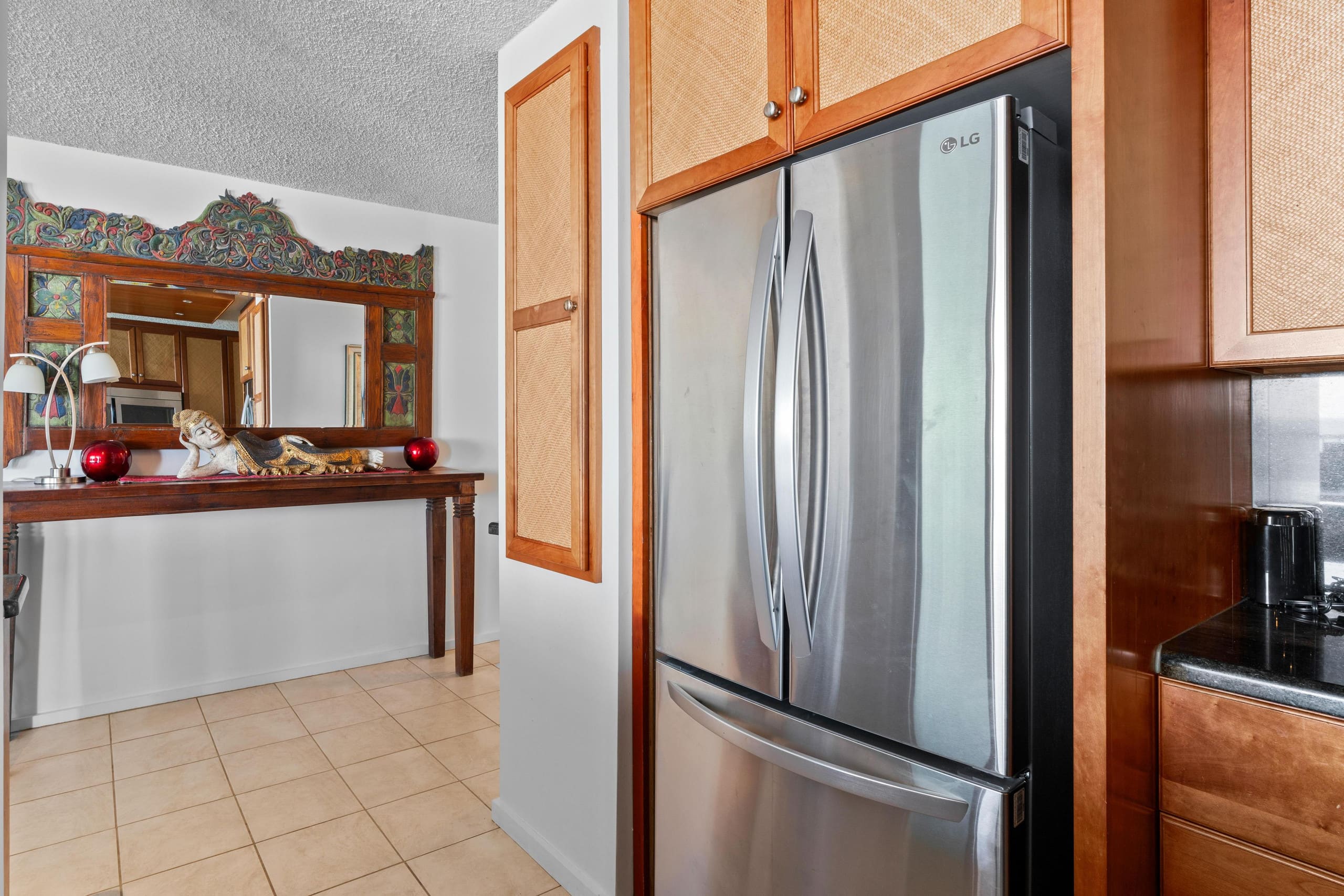 Condo in Kailua-Kona · ★4.67 · 3 bedrooms · 4 beds · 3 baths - Image 11