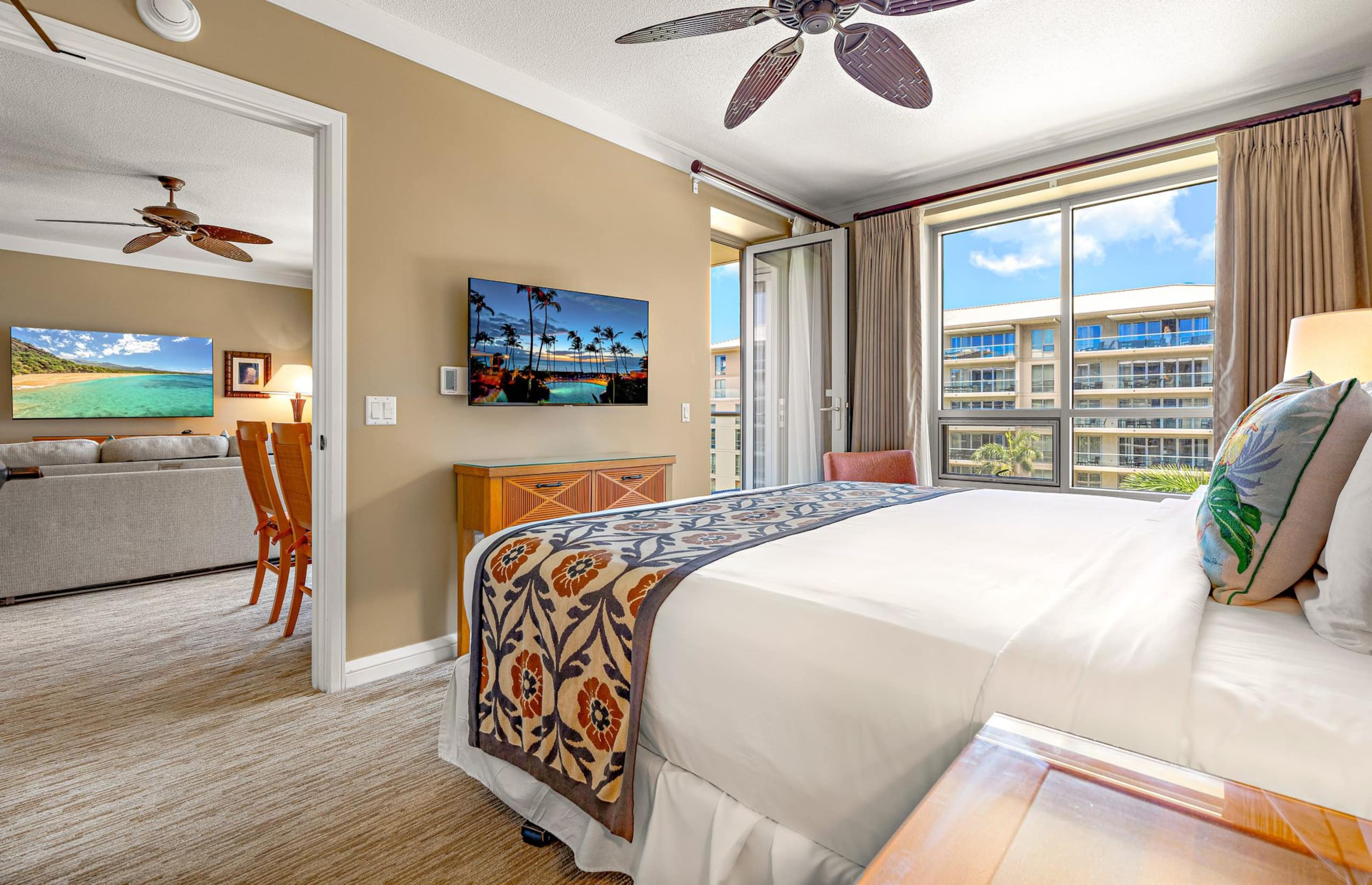 Condo in Lahaina · ★4.83 · 1 bedroom · 2 beds · 1 bath - Image 16