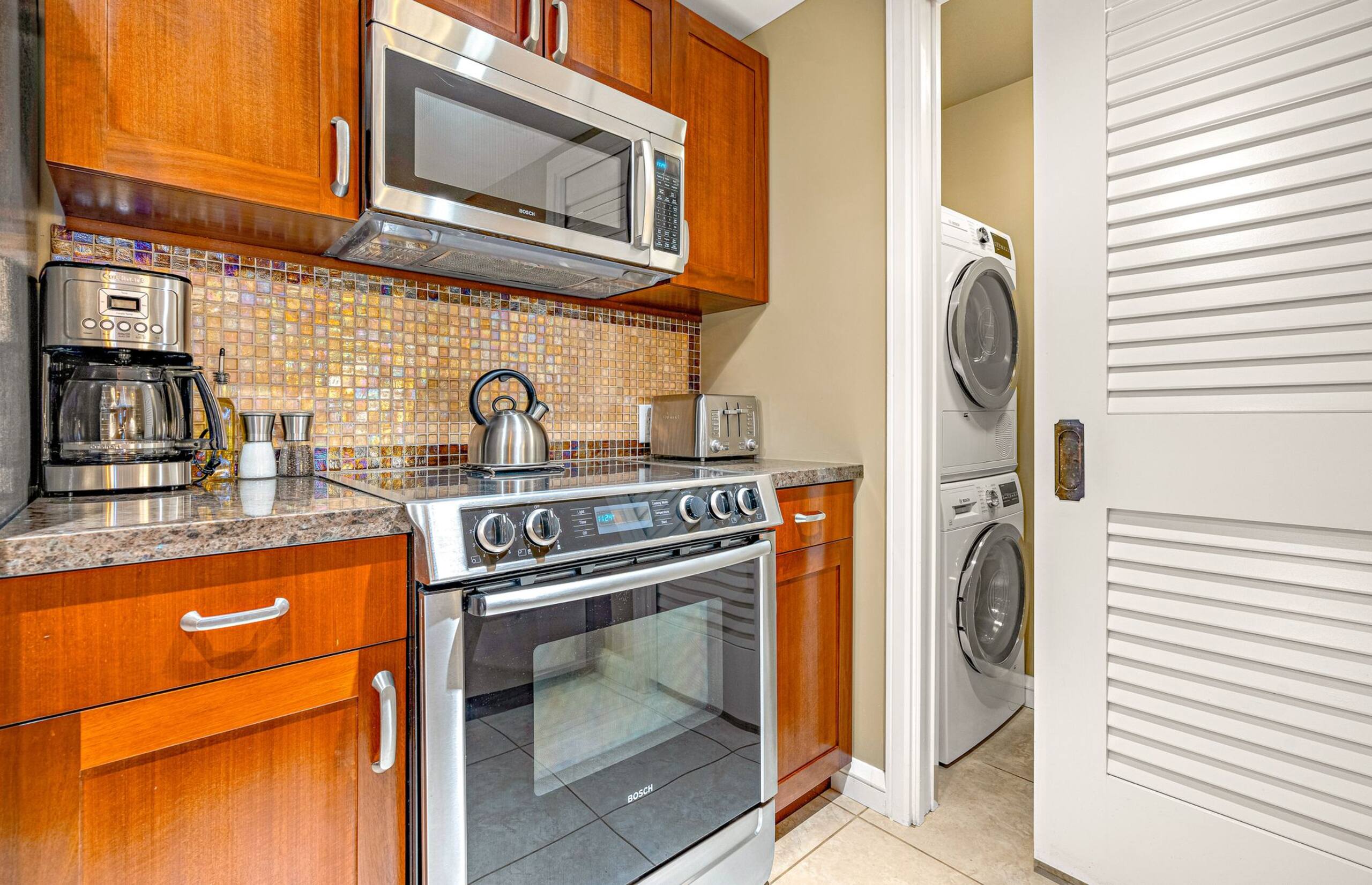 Condo in Lahaina · ★4.83 · 1 bedroom · 2 beds · 1 bath - Image 22