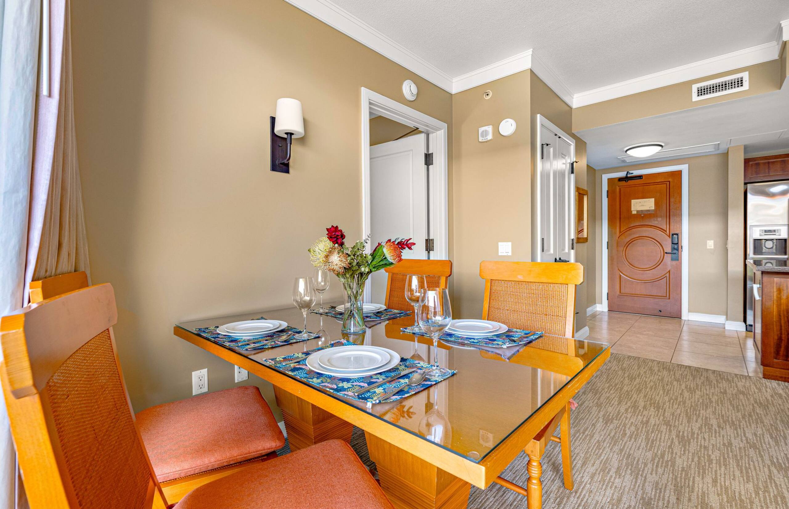 Condo in Lahaina · ★4.83 · 1 bedroom · 2 beds · 1 bath - Image 11
