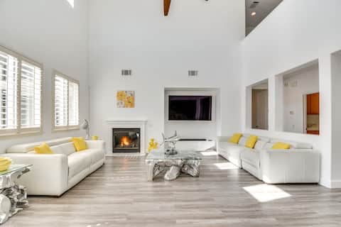 4 Mi to Dtwn Merced: Spacious Home w/ Yard!