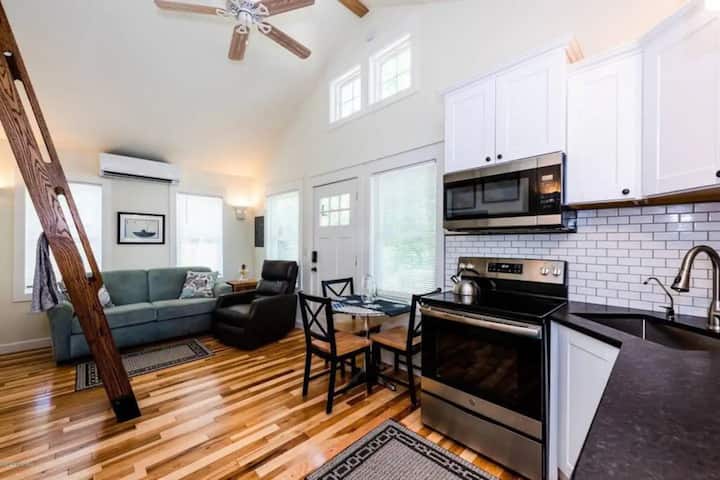 Kuzhina /Dhoma e ndenjjes