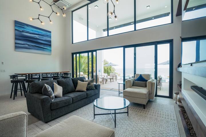 Spacious 4-Bed Villa in Placencia Village w/ Pool! gallery image 3