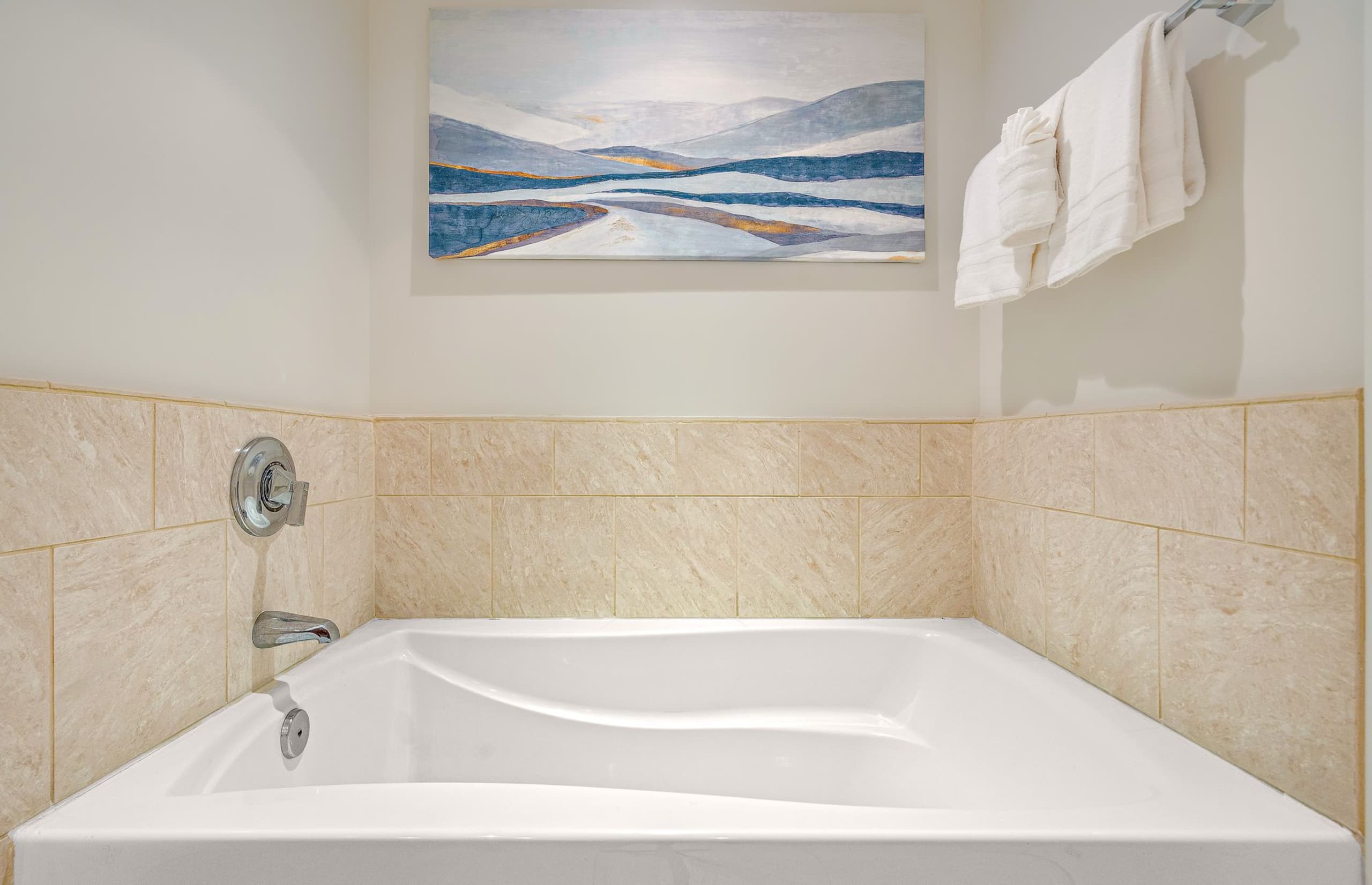 Condo in Lahaina · ★4.93 · 2 bedrooms · 3 beds · 2 baths - Image 22