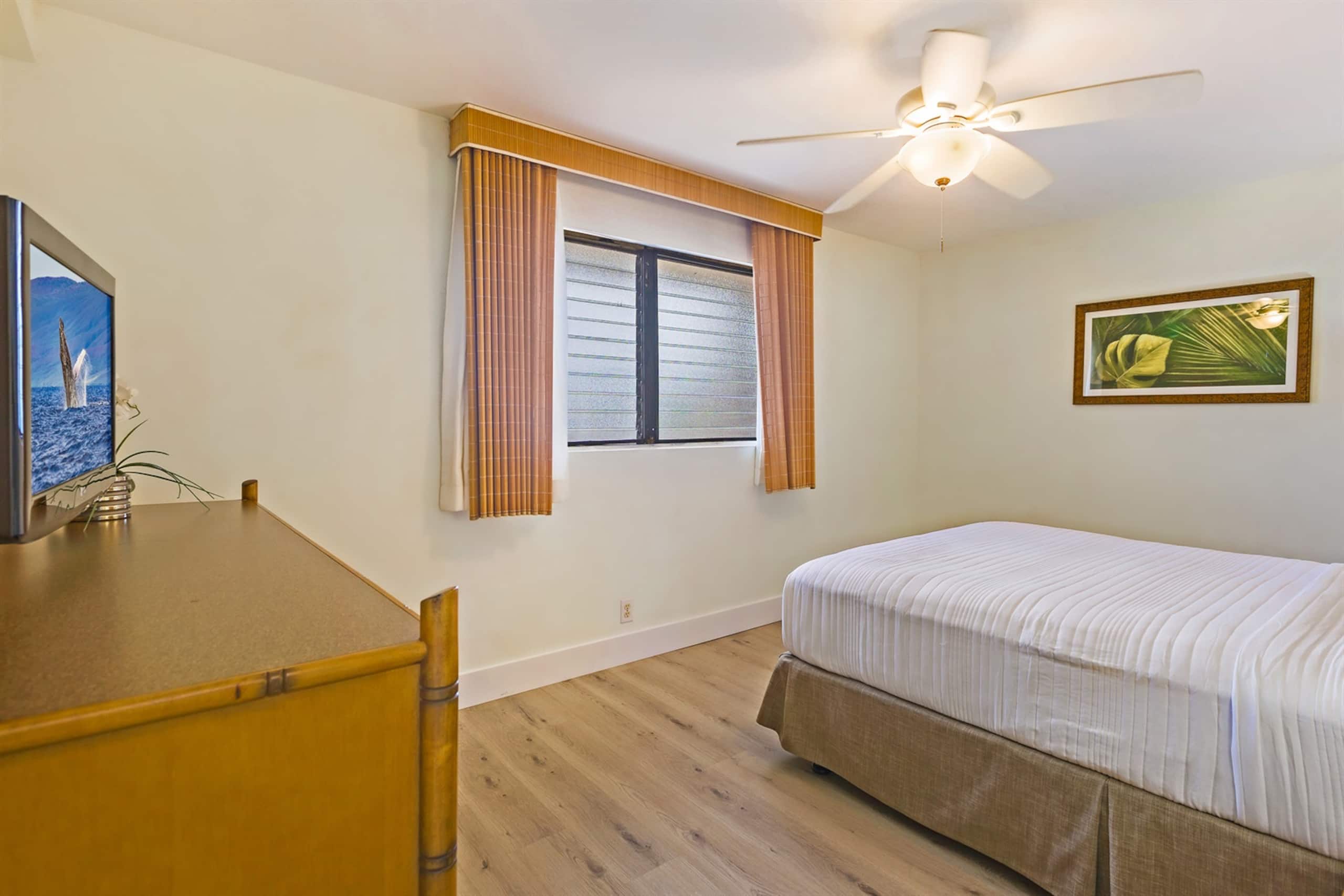 Condo in Lahaina · ★4.9 · 1 bedroom · 2 beds · 1 bath - Image 23