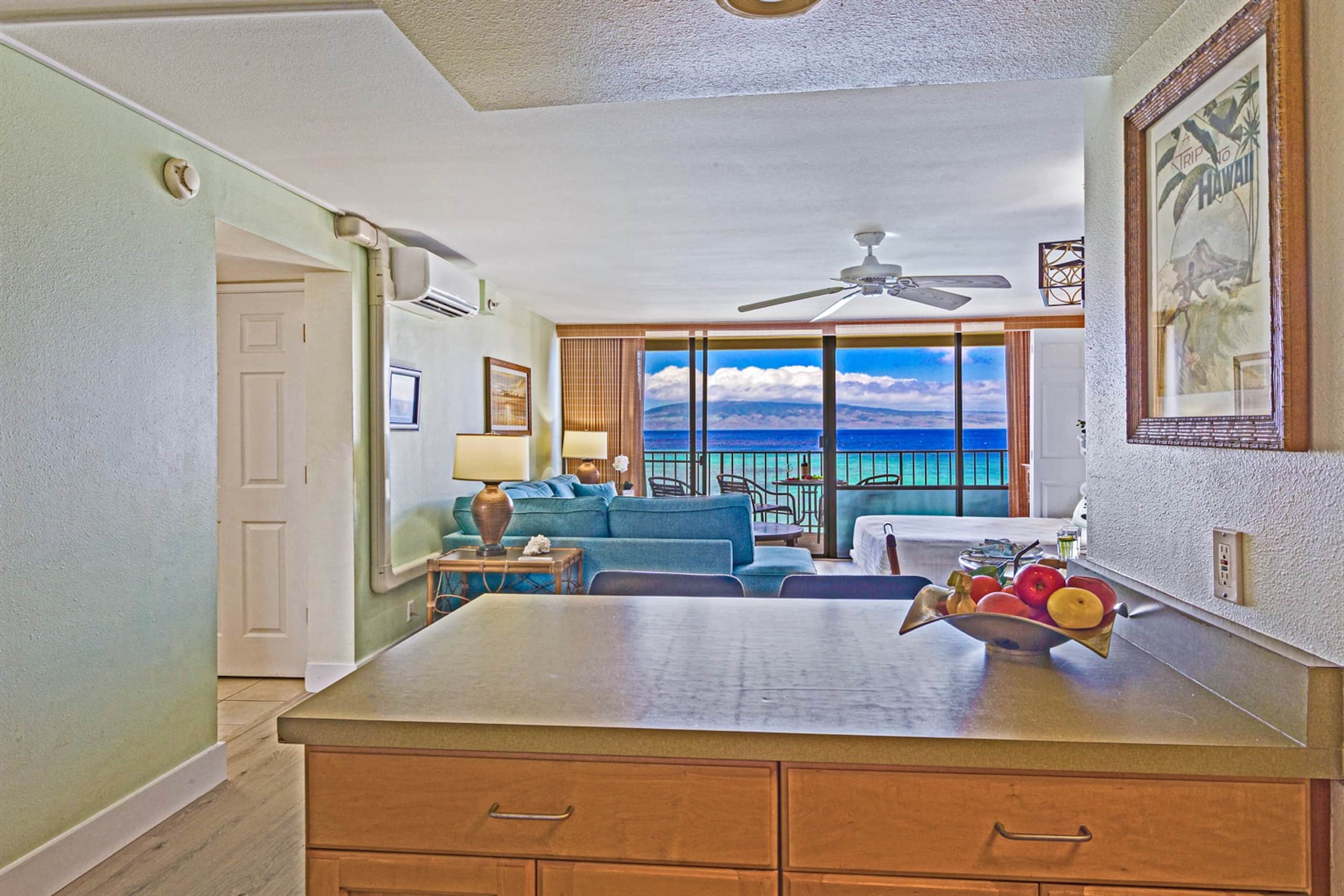 Condo in Lahaina · ★4.9 · 1 bedroom · 2 beds · 1 bath - Image 11