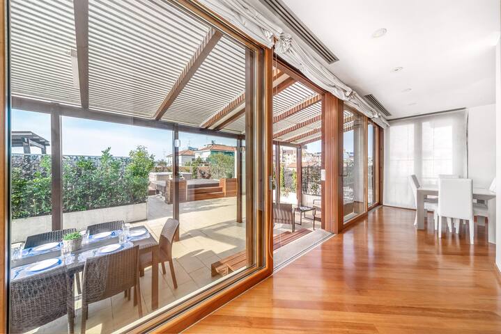 Attico Dolce Vita by BarbarHouse gallery image 3