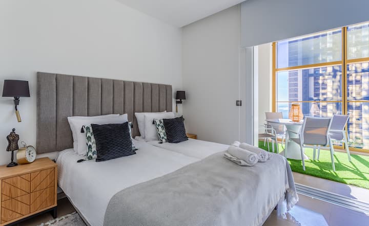 Apartamento completo en edificio Intempo - Benidorm