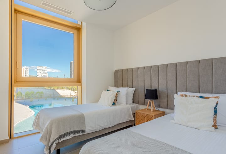 Apartamento completo en edificio Intempo - Benidorm