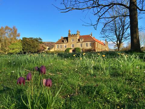Finest Retreats | Ingleby Manor - Manor Cottage
