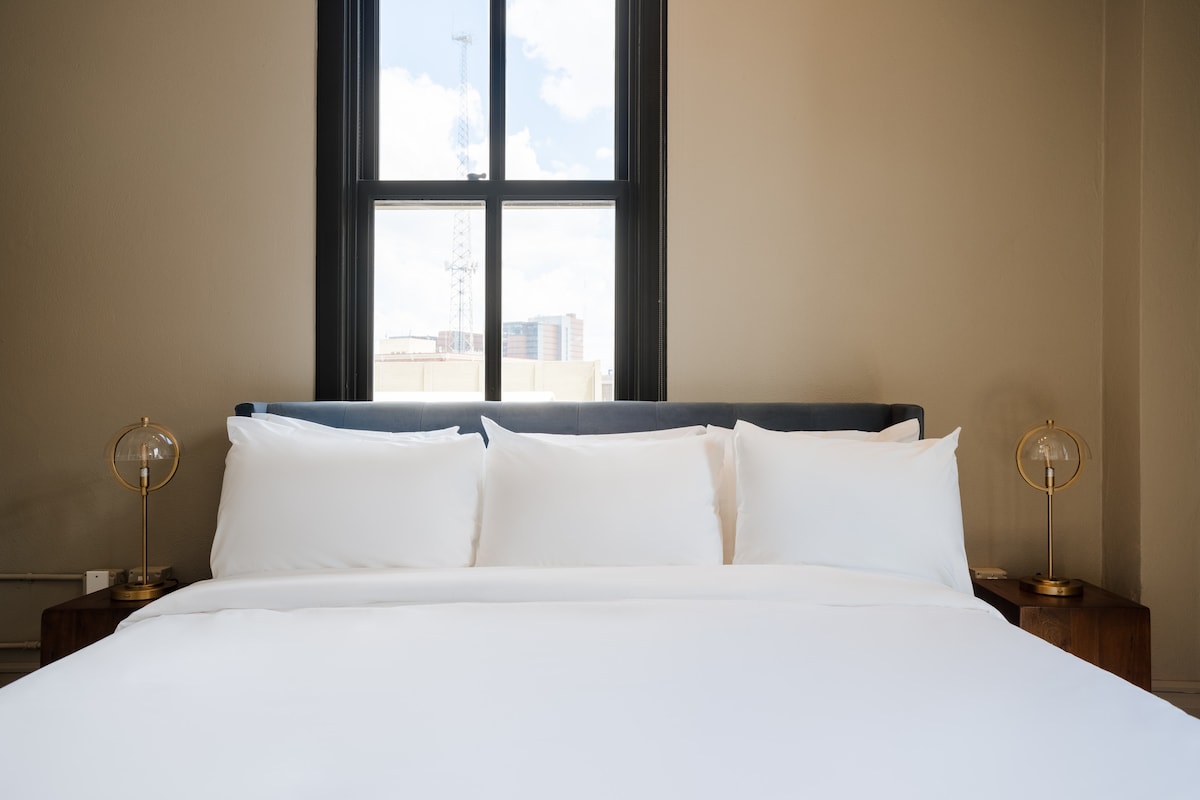 睡个好觉，然后去感受圣安东尼奥充满活力的文化。