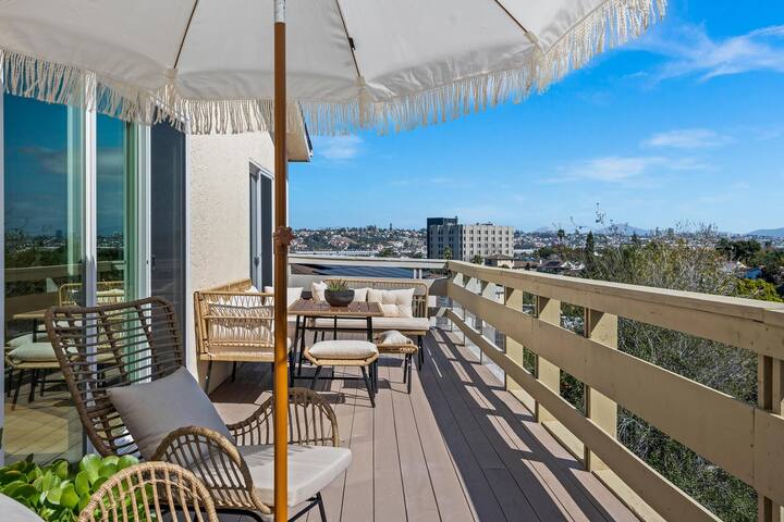 San Diego Coastal Home with Downtown Views! gallery image 2