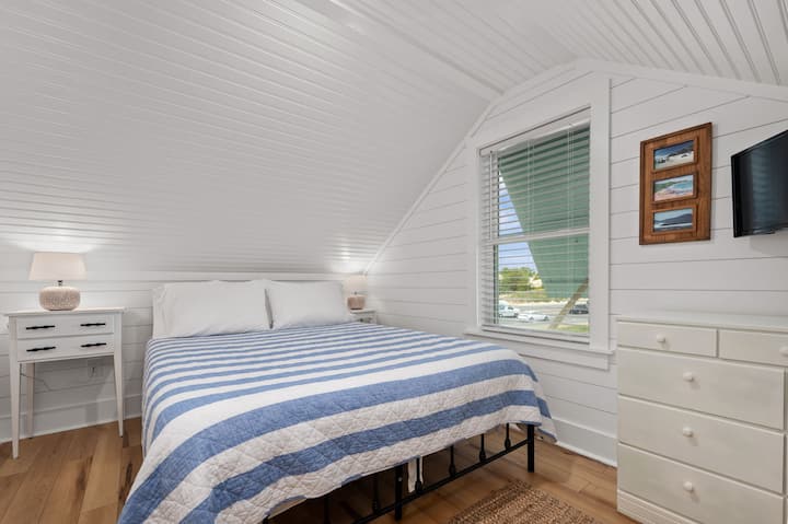NH364: Nags Head 364 | TL Bedroom 3 - Queen