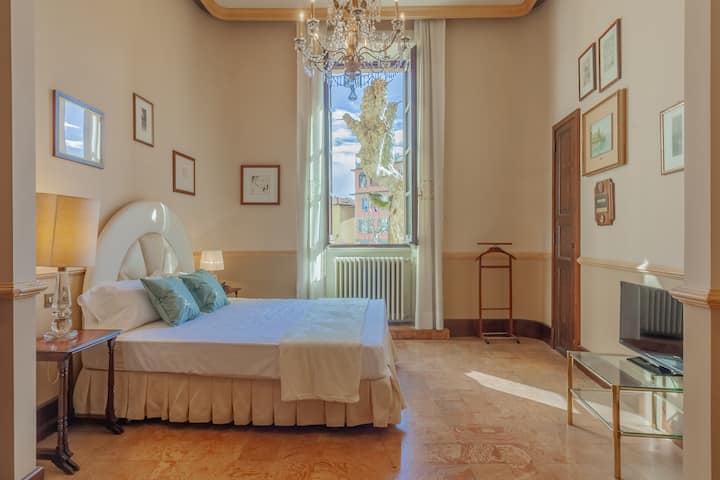 Miranda's Home - Varenna
