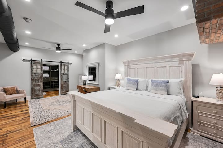 17 N Market #303-136