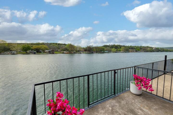 Lake Austin | Boat Dock | Hot Tub | Lake Views gallery image 2