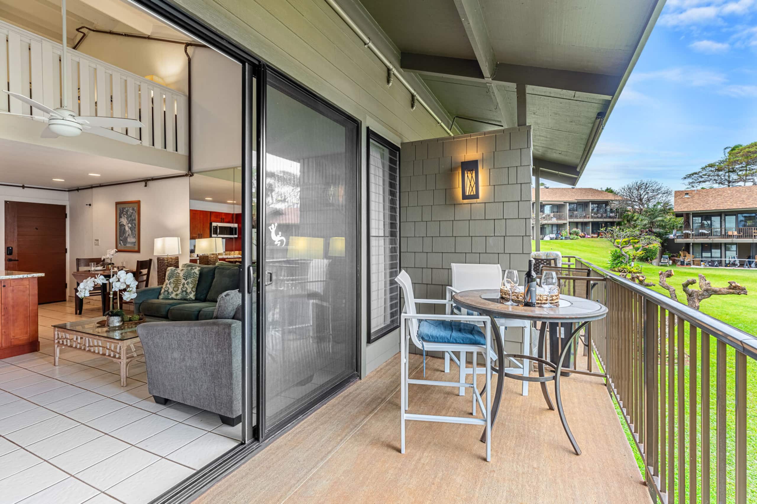 Condo in Lahaina · ★5.0 · 2 bedrooms · 2 beds · 2 private baths - Image 4