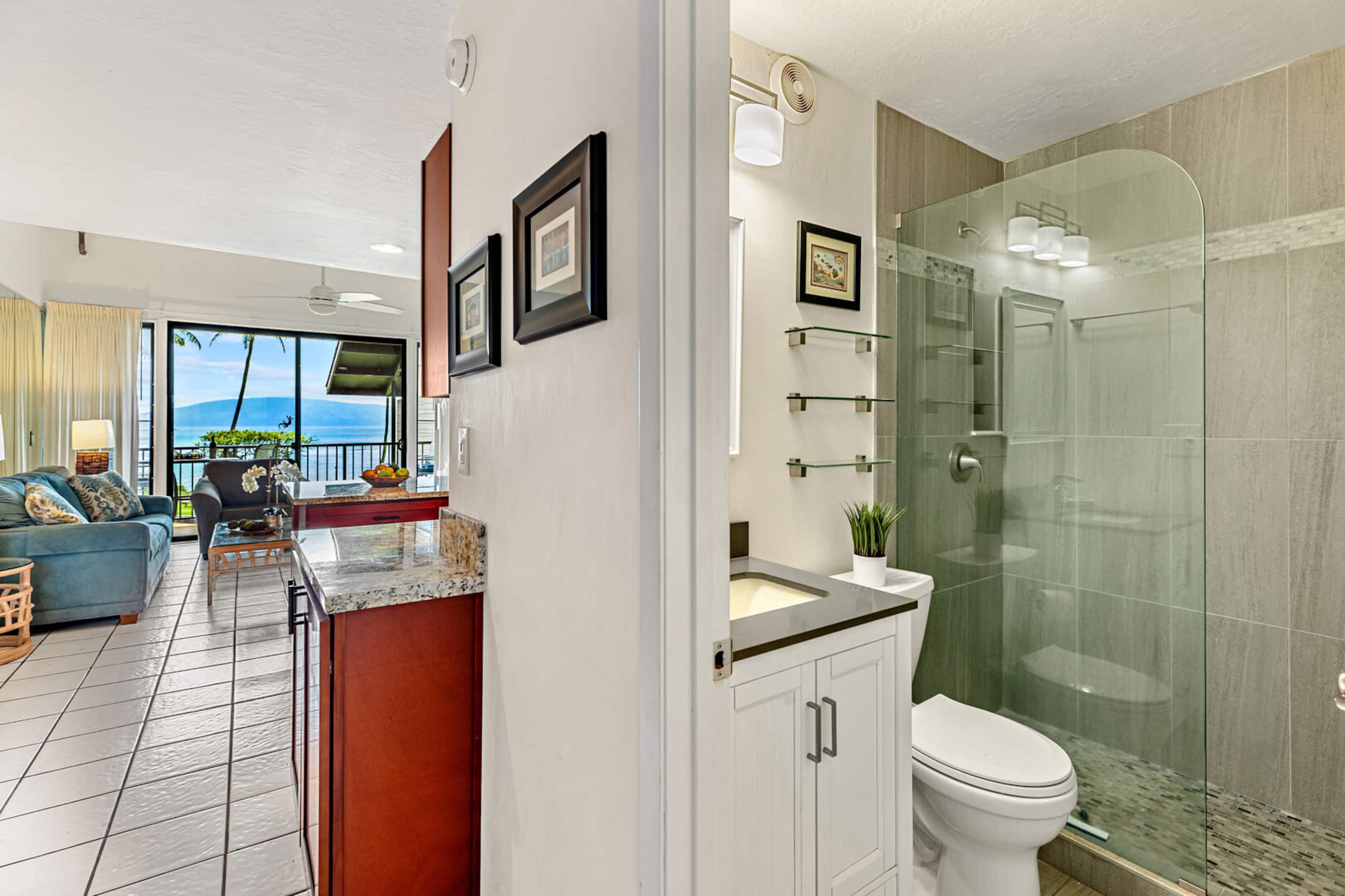 Condo in Lahaina · ★5.0 · 2 bedrooms · 2 beds · 2 private baths - Image 17