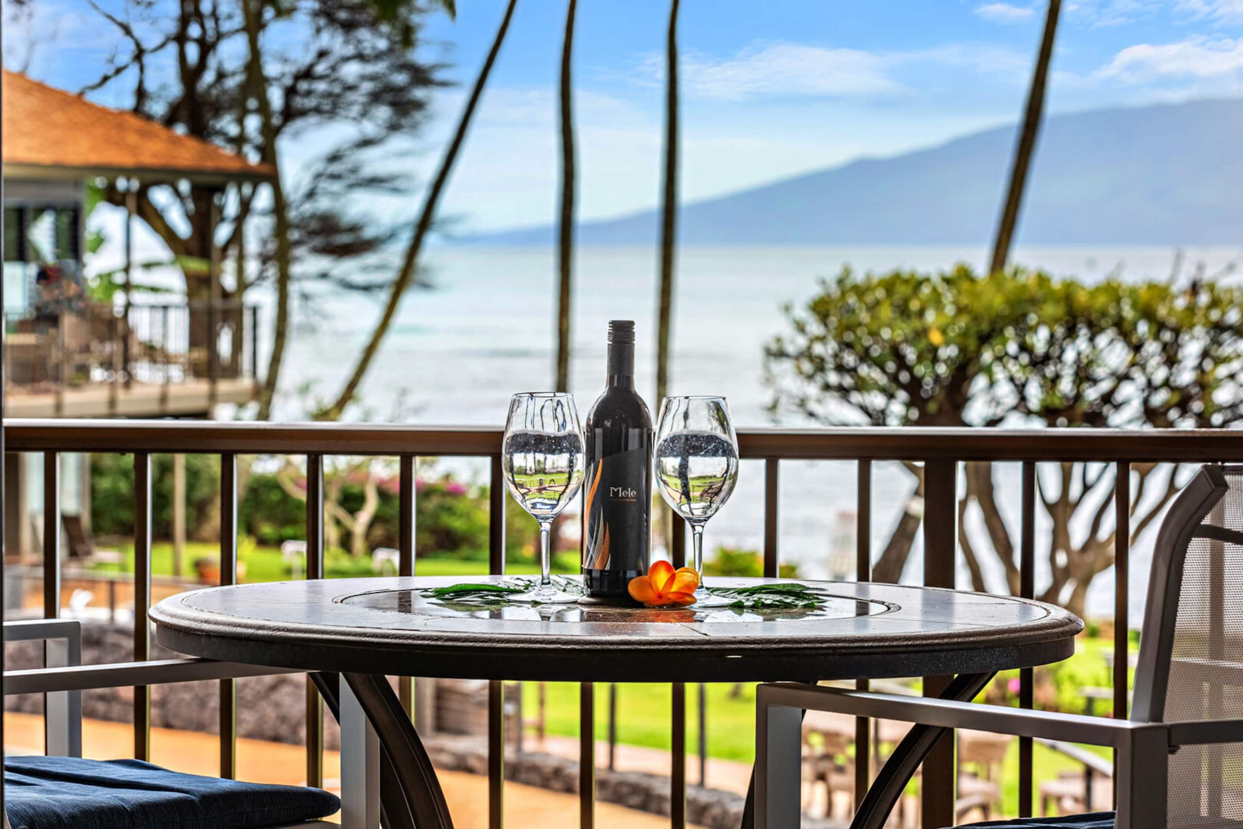 Condo in Lahaina · ★5.0 · 2 bedrooms · 2 beds · 2 private baths - Image 1