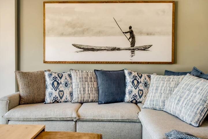 Incredible Clifton Apartment w 180 Sea Views Dunmo gallery image 5