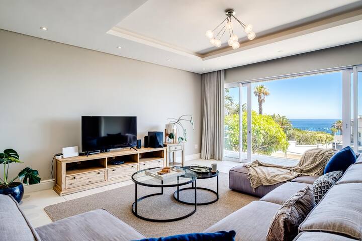 Spacious Holiday Villa w Private Pool and Garden S gallery image 2