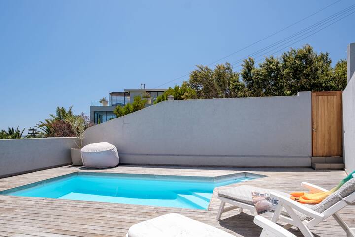 Modern Apartment with Private Pool Houghton Steps gallery image 4