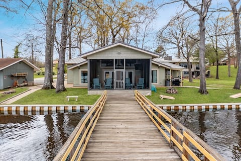 Screened Patio, King Beds, Fresh & Clean, Games