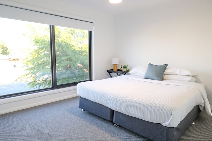 Dhoma dopio "king" 3 - kati i parë