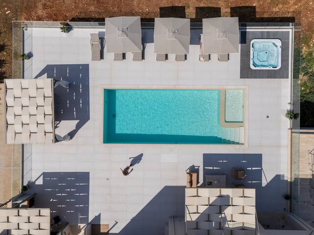 Villa Atyfia – With Private Heated Pool gallery image 3