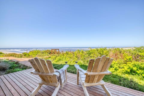 Oceanfront Escape | Sauna, Views and Dog-Friendly