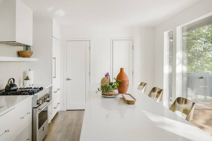 Modern Home with private beach on St Croix River gallery image 5